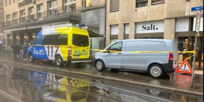 Omicidio nel cuore della città: arrestata la donna accusata dell'assassinio di un 56enne