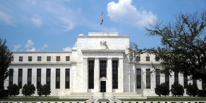 La BCE alza i tassi a livelli record. Ecco la risposta della Fed e le dichiarazioni di Powell