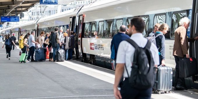 Ristrutturazione dei piani infrastrutturali in Svizzera: il DATEC rivede priorità in ferrovia e strade