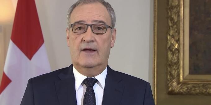 Europa verso lo stop al gas russo. Guy Parmelin: "situazione difficile"