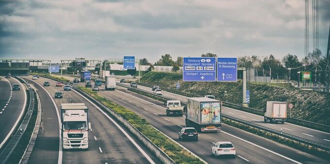 Trasporto transfrontaliero: il Consiglio federale modifica la legge 