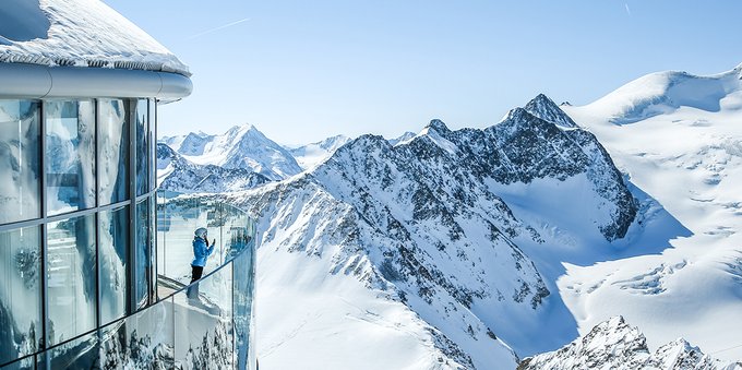 Addio estate, torna la neve sulle montagne svizzere