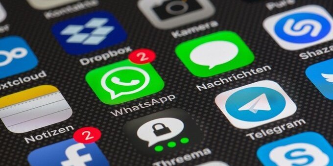 Dov'è il mio pacco? Ora la Posta ti risponde su Whatsapp